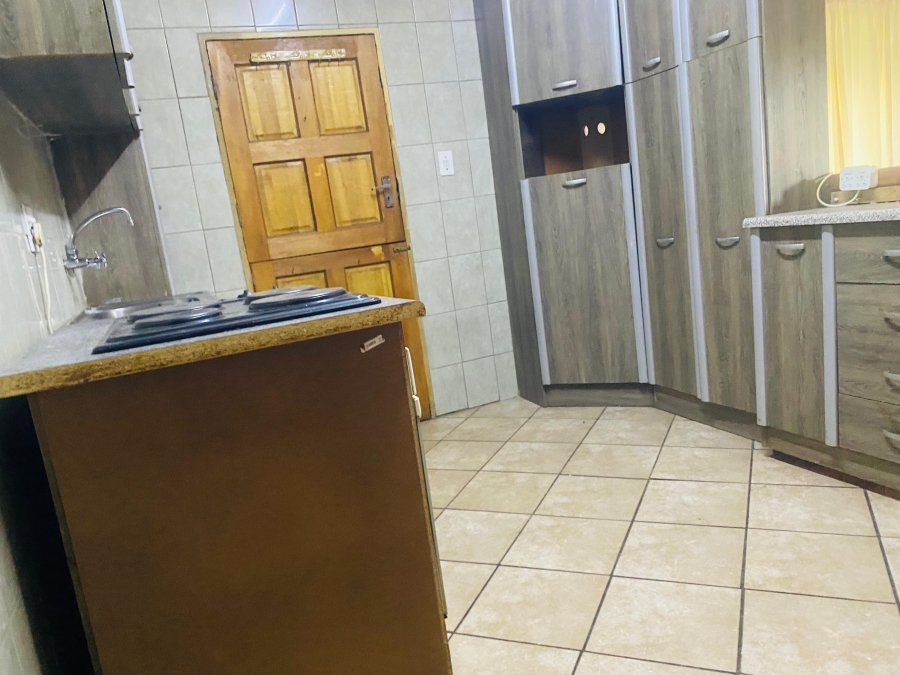 3 Bedroom Property for Sale in Roodia Free State